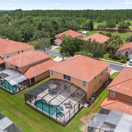 Large Spacious Home W Private Pool & Hot Tub Davenport Luaran gambar