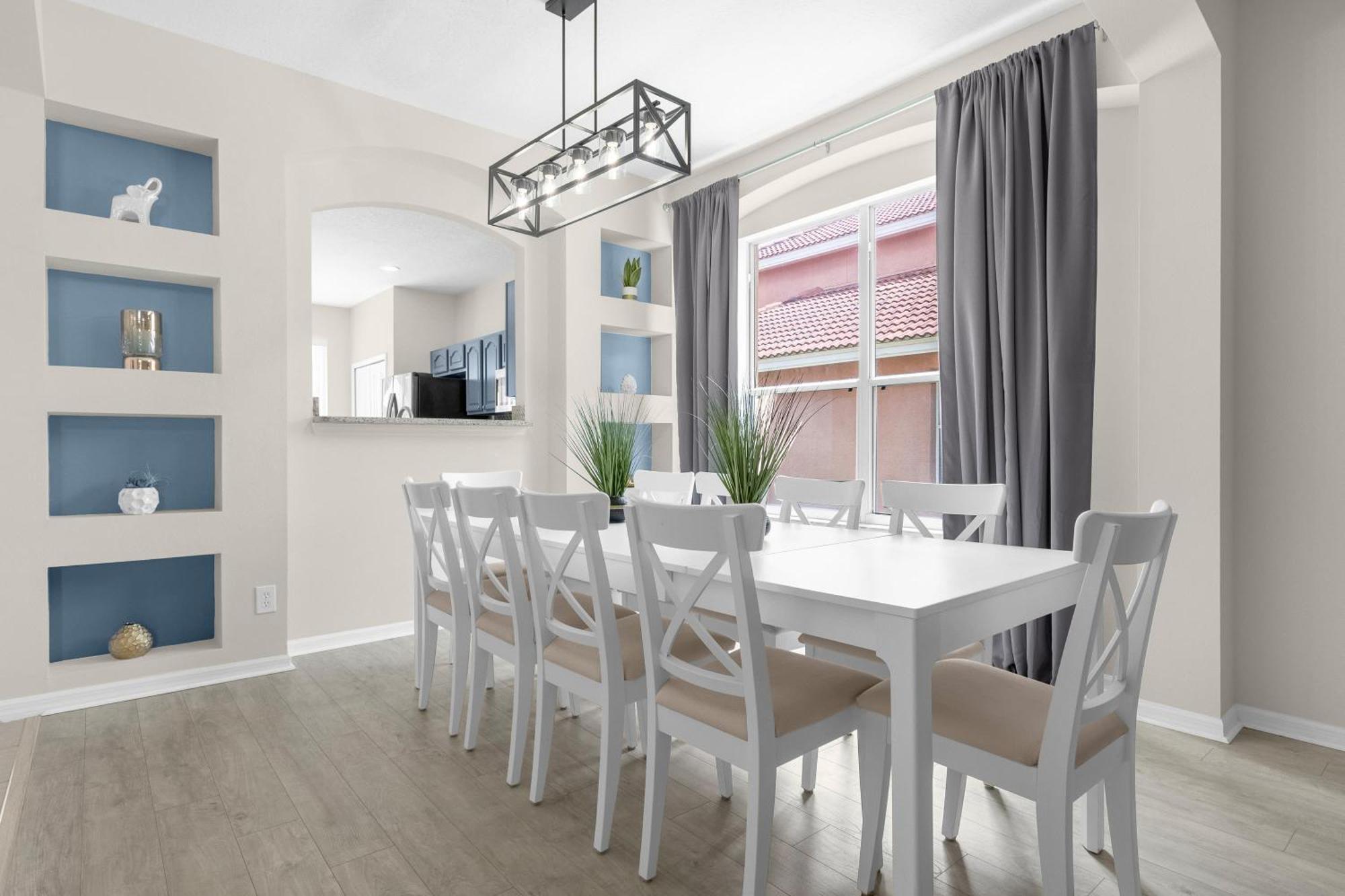 Large Spacious Home W Private Pool & Hot Tub Davenport Luaran gambar